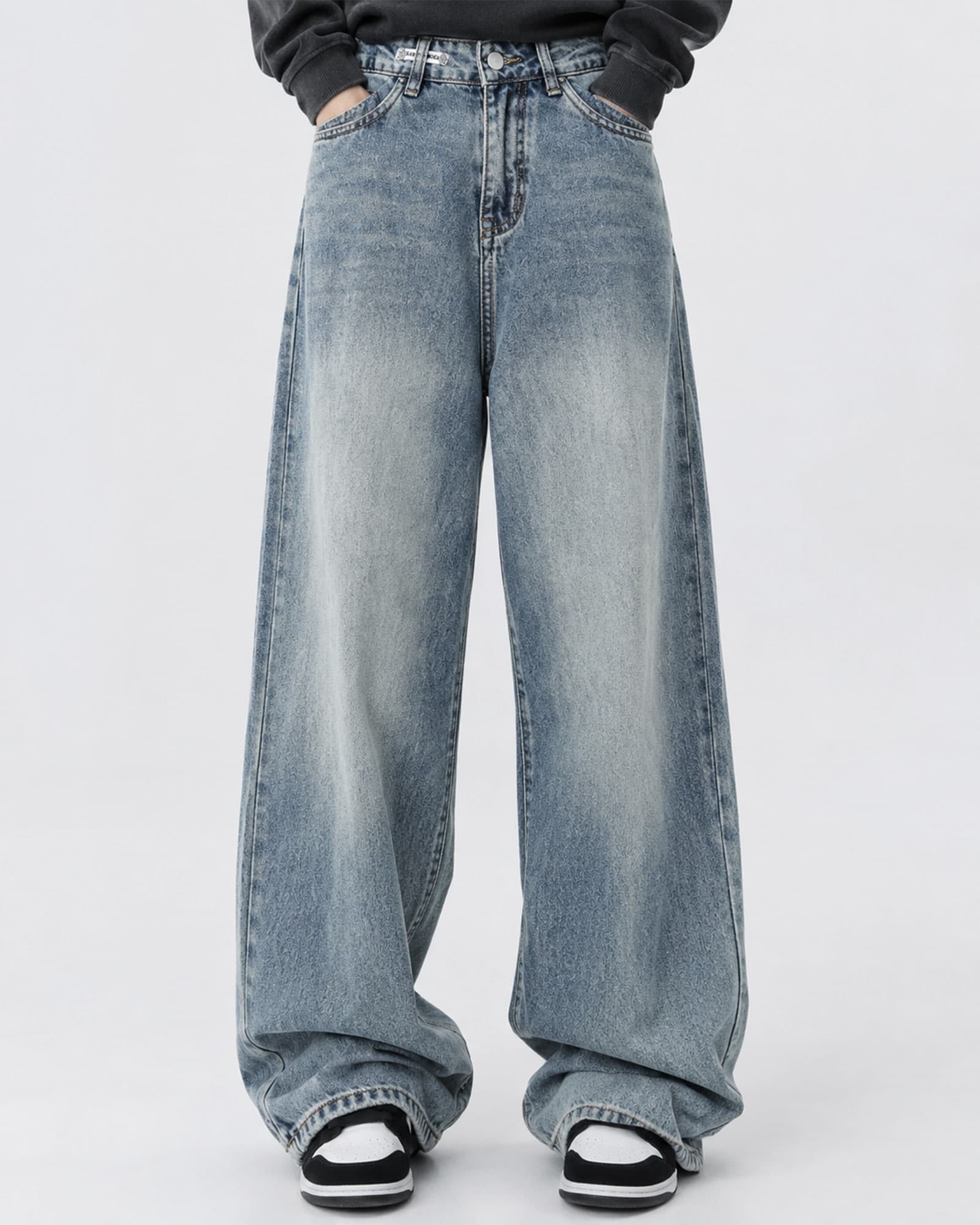 High Waist Straight — trouser detail