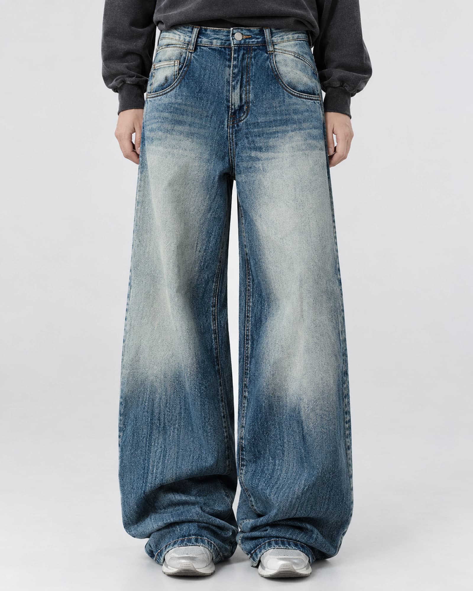 Low Waist Retro — trouser detail