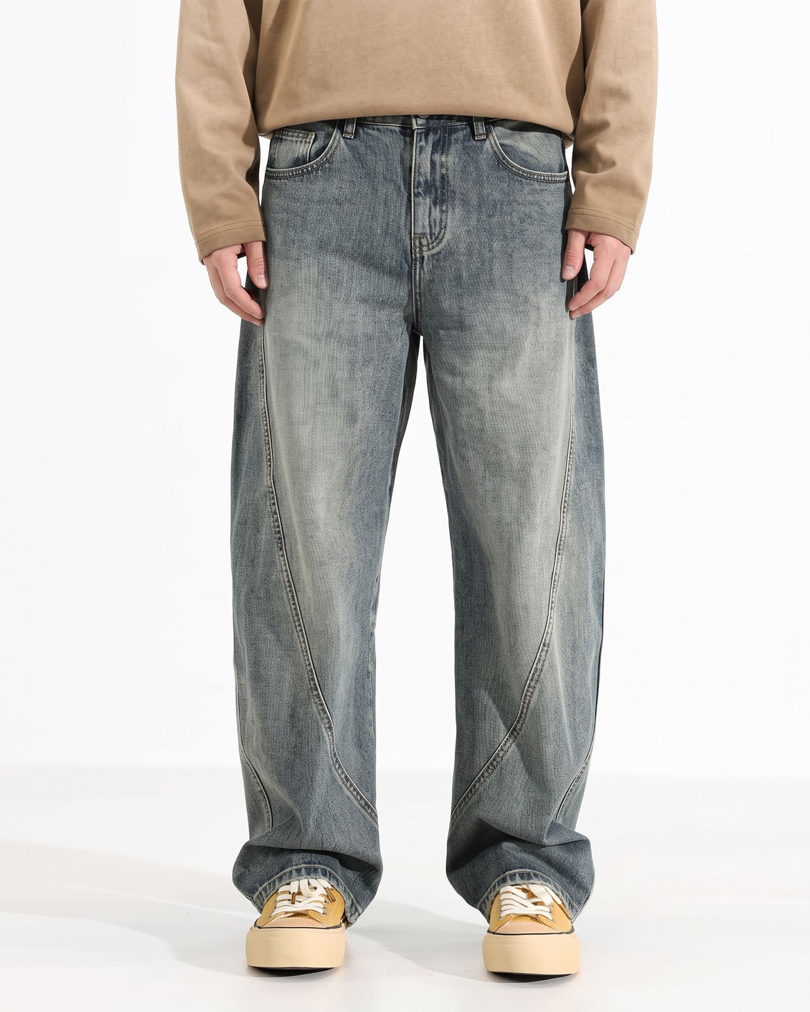 Retro Distressed — trouser detail